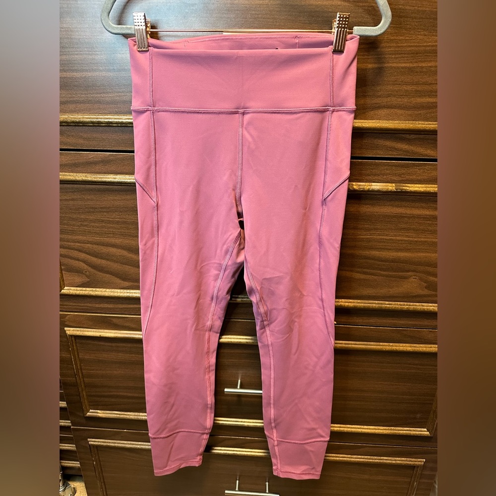 Lululemon In Movement 7/8 Tight *Everlux 25" Size 8